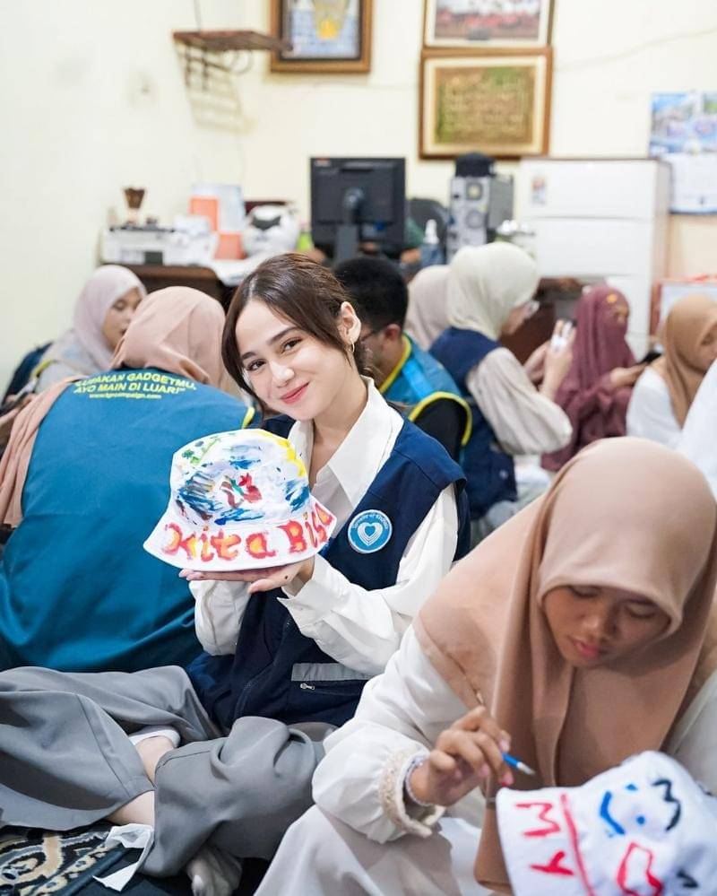 Instagram.com/syifahadju